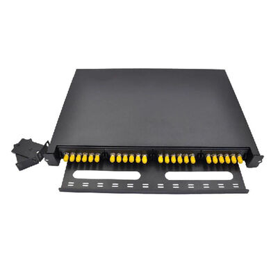 Kualitas  Black ODF Patch Panel Simplex 24F 24 Port ST Fiber Patch Panel Face Plate 6 Slot pabrik